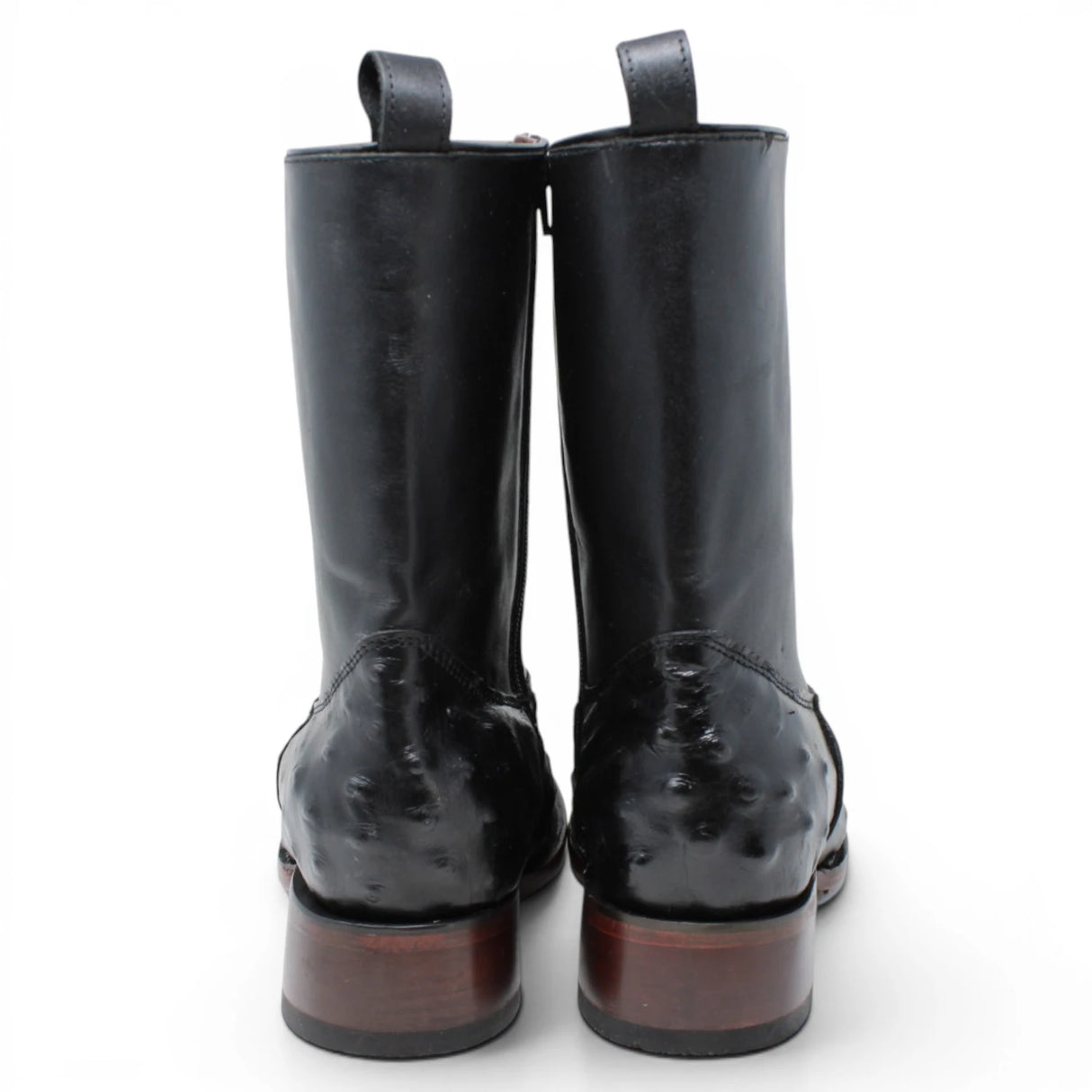 Bota Corta Dubai de Avestruz Grabado Color Negro con Cierra Q79BZ0305