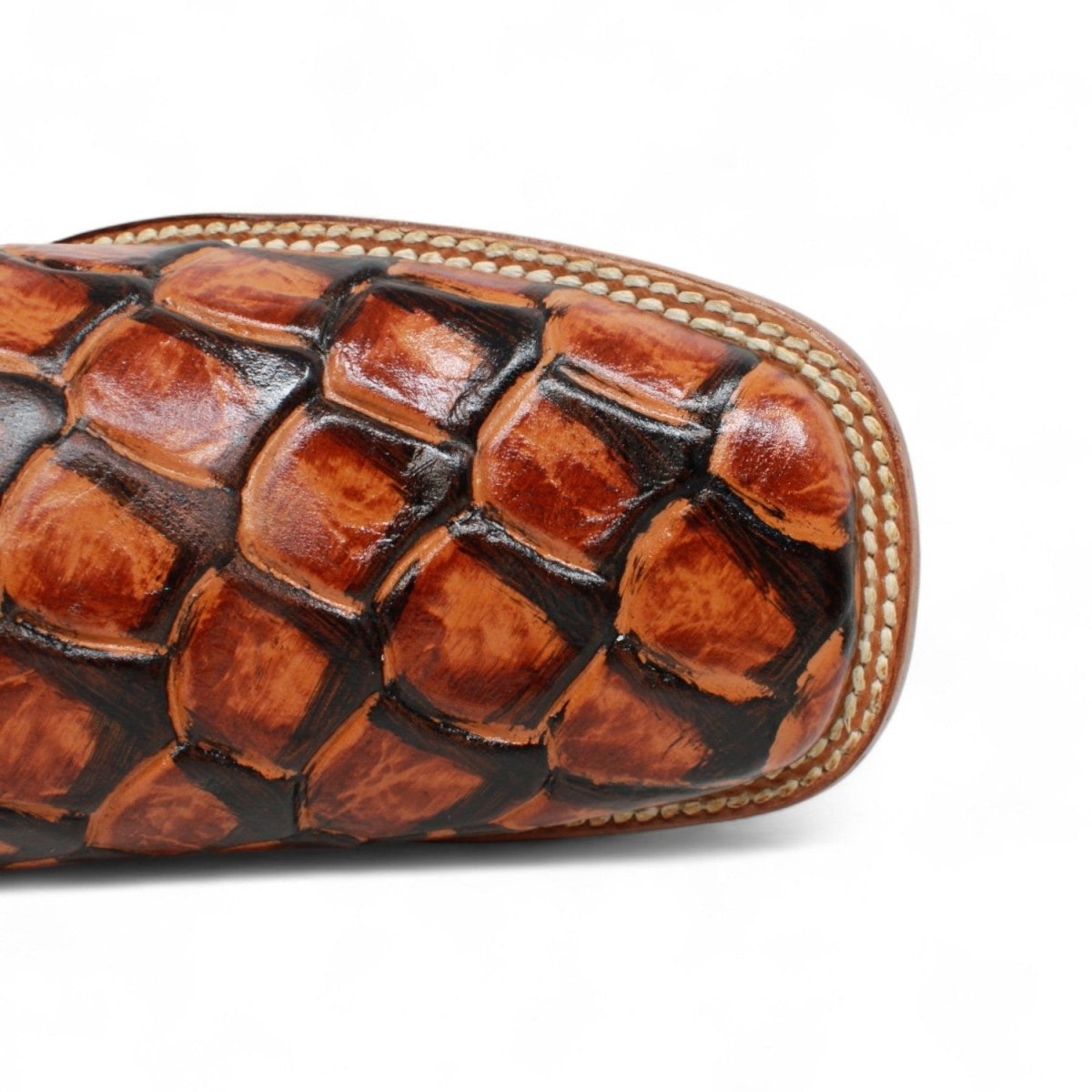 Bota de Hombre Cuadrada de Pirarucu Grabadado Color Miel - La Sierra - La Carreta