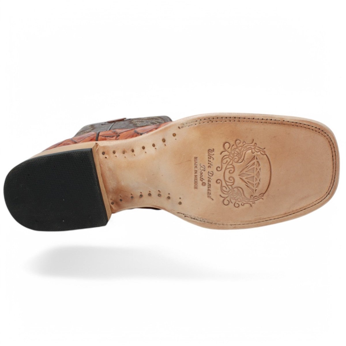 Botas de Pescado Pirarucu Grabado en Horma Rodeo Cuadrada WD - 293 - White Diamonds Boots