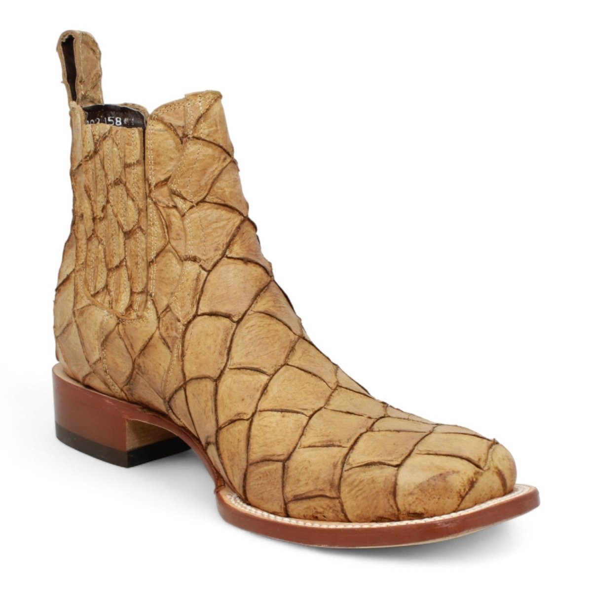 Botines de Cuero Pirarucu Grabado Punta Cuadrada Color Arena Hombre - Tanner Mark Boots - Tanner Mark Boots