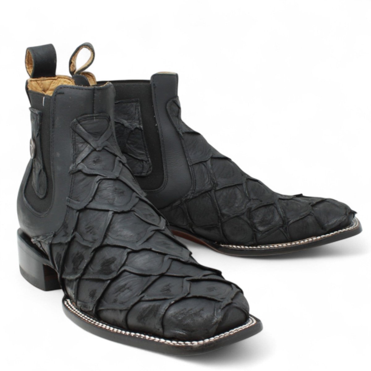 Botines de Piel Grabado Pez Pirarucu Punta Cuadrada Color Negro - Hooch Boots - Hooch