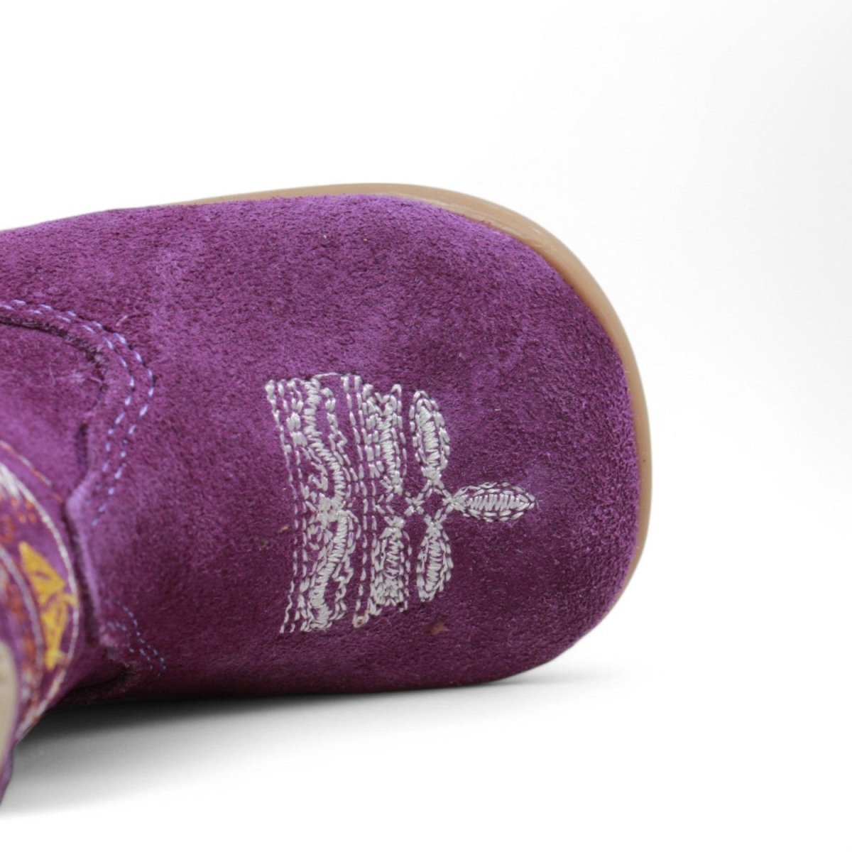 Botas de Piel Original con Flecos Punta Redonda Para Niña Bebe Color Morado - White Diamonds - Toe View