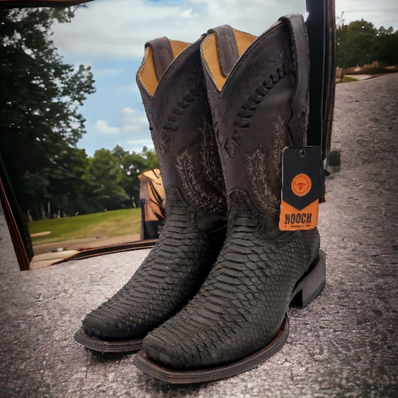H586394 - B2BHoochBoots