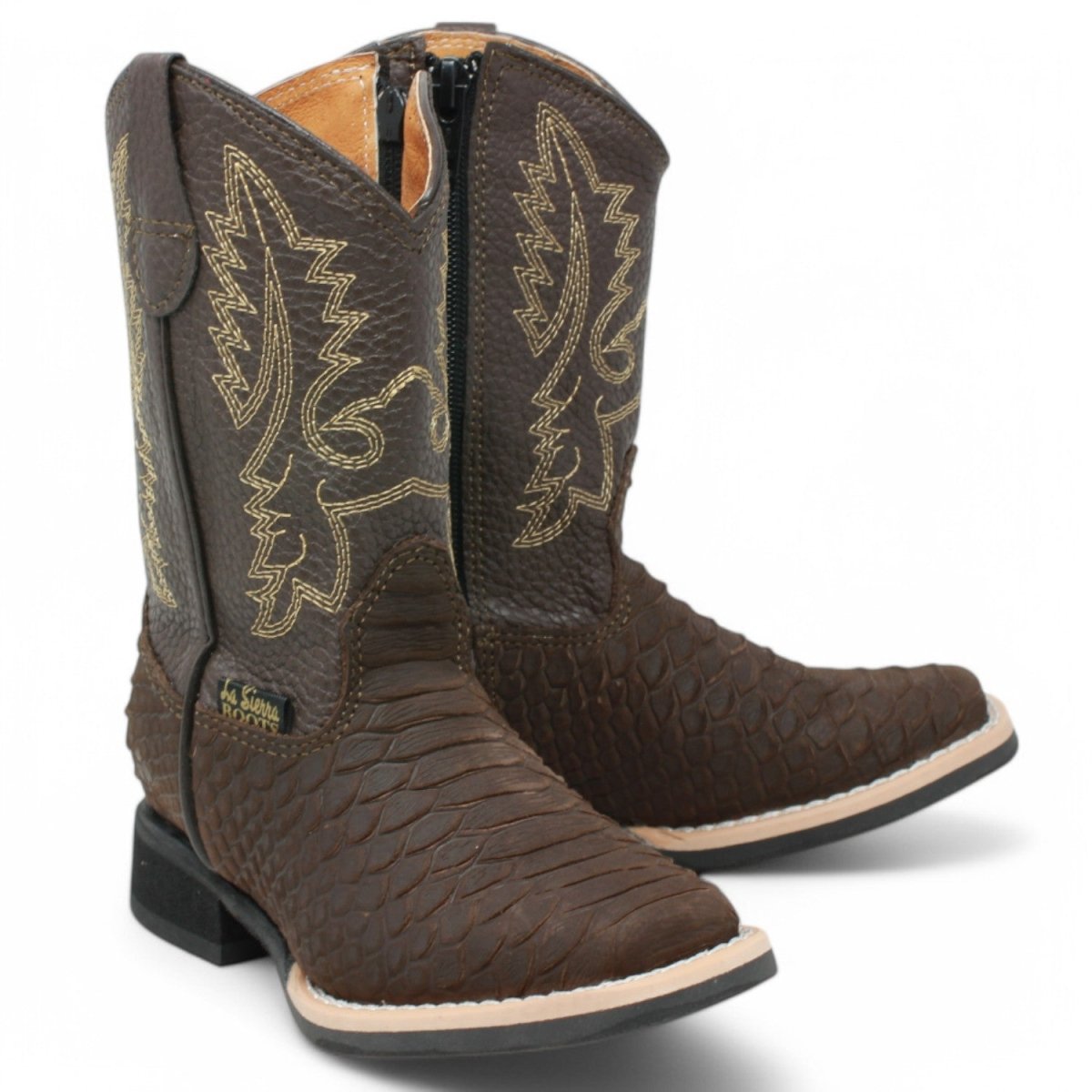 Botas de Piton Grabado Punta Amplia Cuadrada Para Niño Color Cafe - La Carreta - Pair Side View