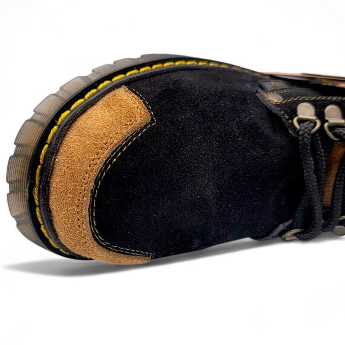 Zapato de Trabajo para Hombre de Piel Nobuck con Punta Redonda y Suela Transparente de Hule Color Negro y Honey – Hooch Boots H70151 - Hooch Boots