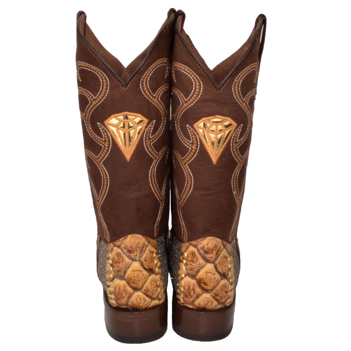 Botas de Pescado Pirarucu Grabado en Horma 3X Aladino Color Arena WD-102 - White Diamonds Boots