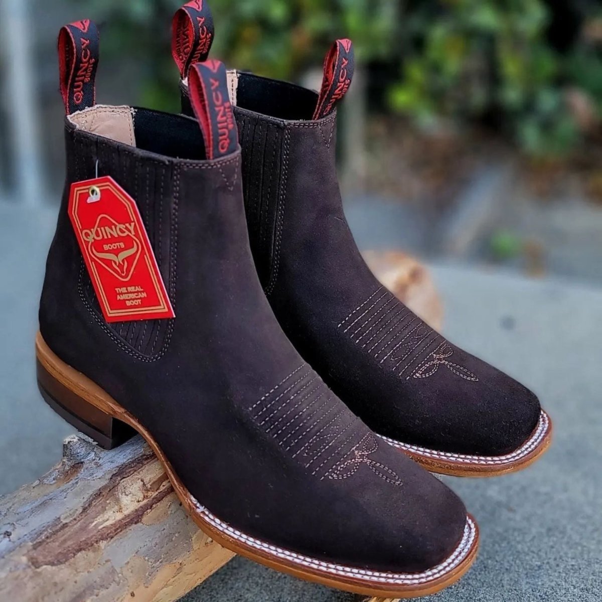 Botines Charros de Gamuza Original Punta Cuadrada Color Chocolate - Quincy Boots