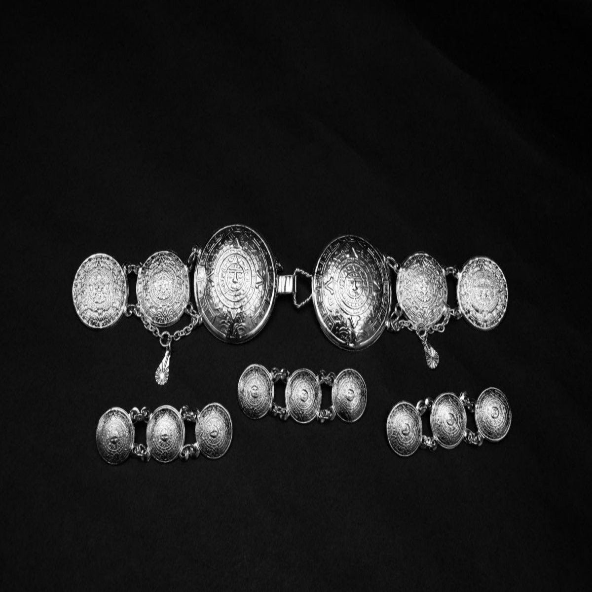 Botonaduras para Traje Charro Calendario Azteca en Plata imp-52275 - Impormexico