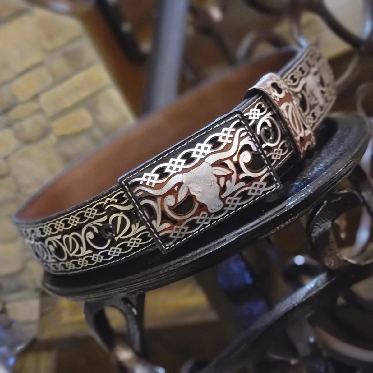 Cinto Vaquero de Cuero Original con Cabeza de Toro Plateado - Contti Itali