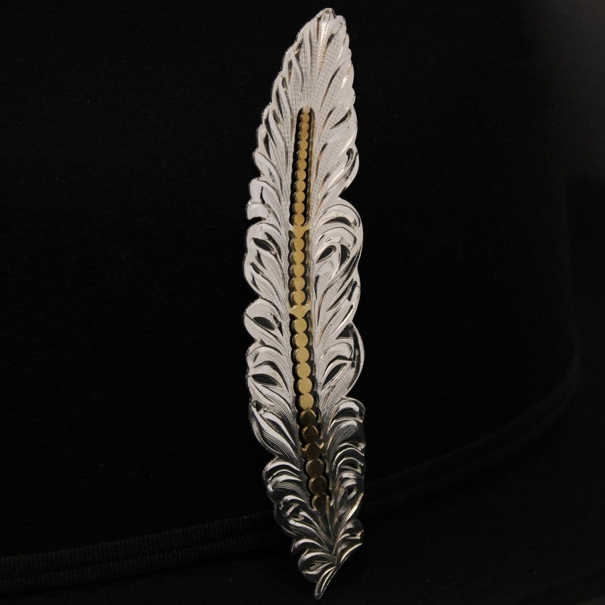 Pluma de Plata y Oro para Texana o Sombrero Vaquero - El General