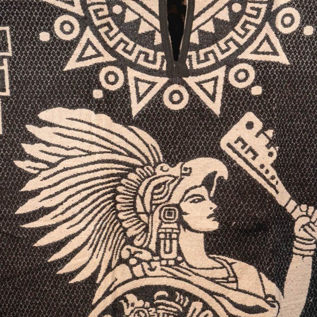 Poncho Azteca Bordado Doble Vista Artesanal imp-73127 - ImporMexico