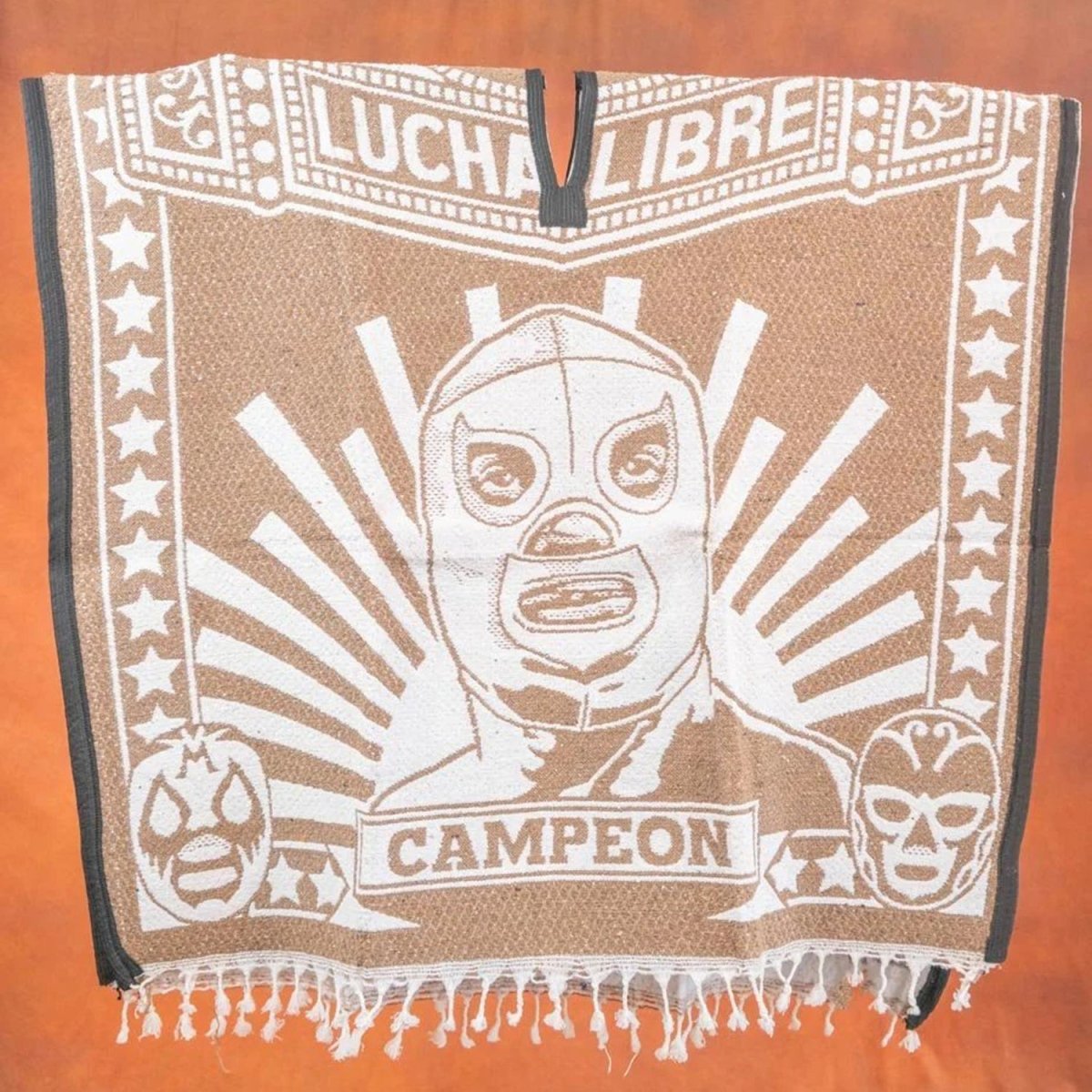 Poncho con Lucha Libre Bordado Doble Vista Artesanal imp-73131 - ImporMexico