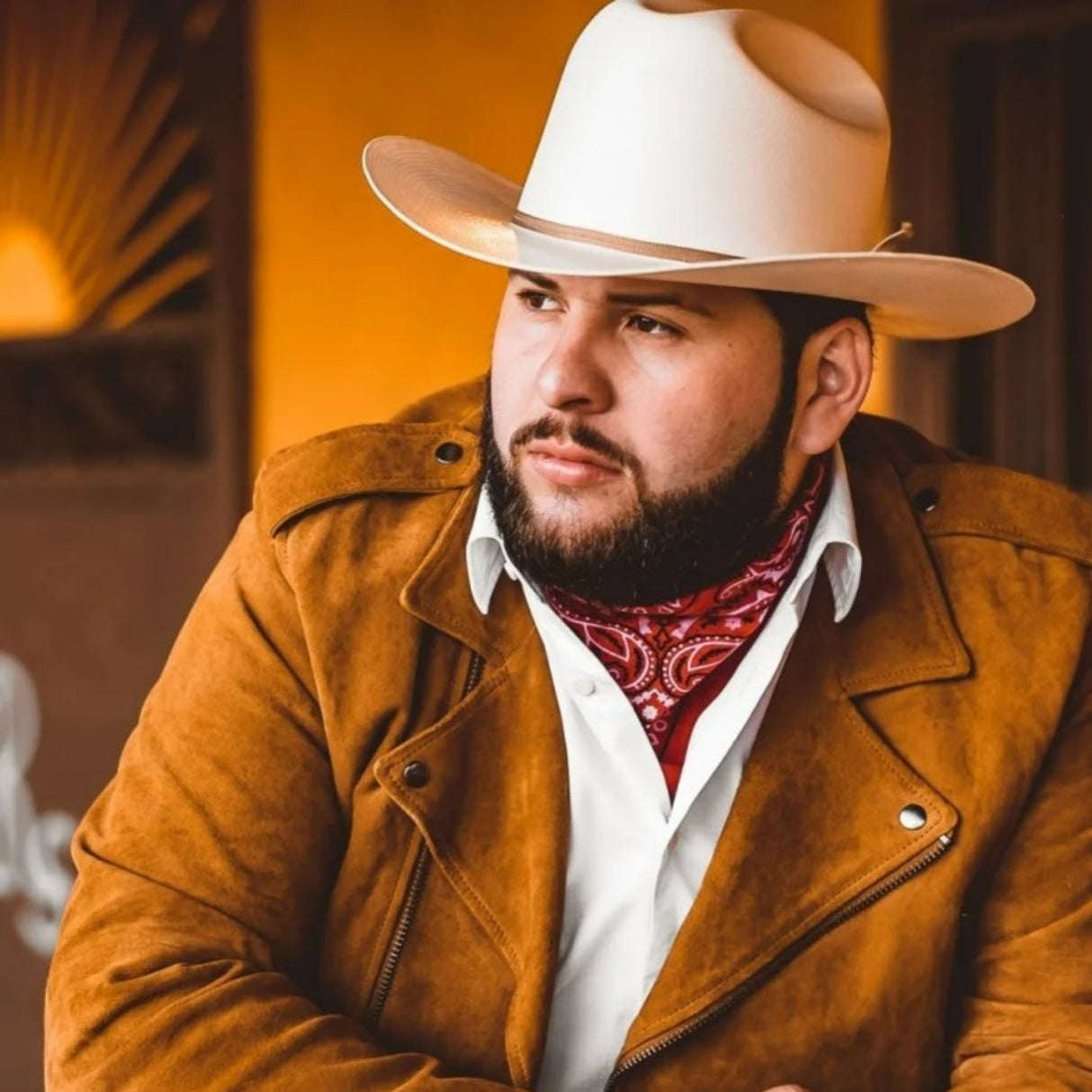 Sombrero Tombstone 5,000X Estilo El Fantasma con Plumas Ala 3 1/2" - Tombstone