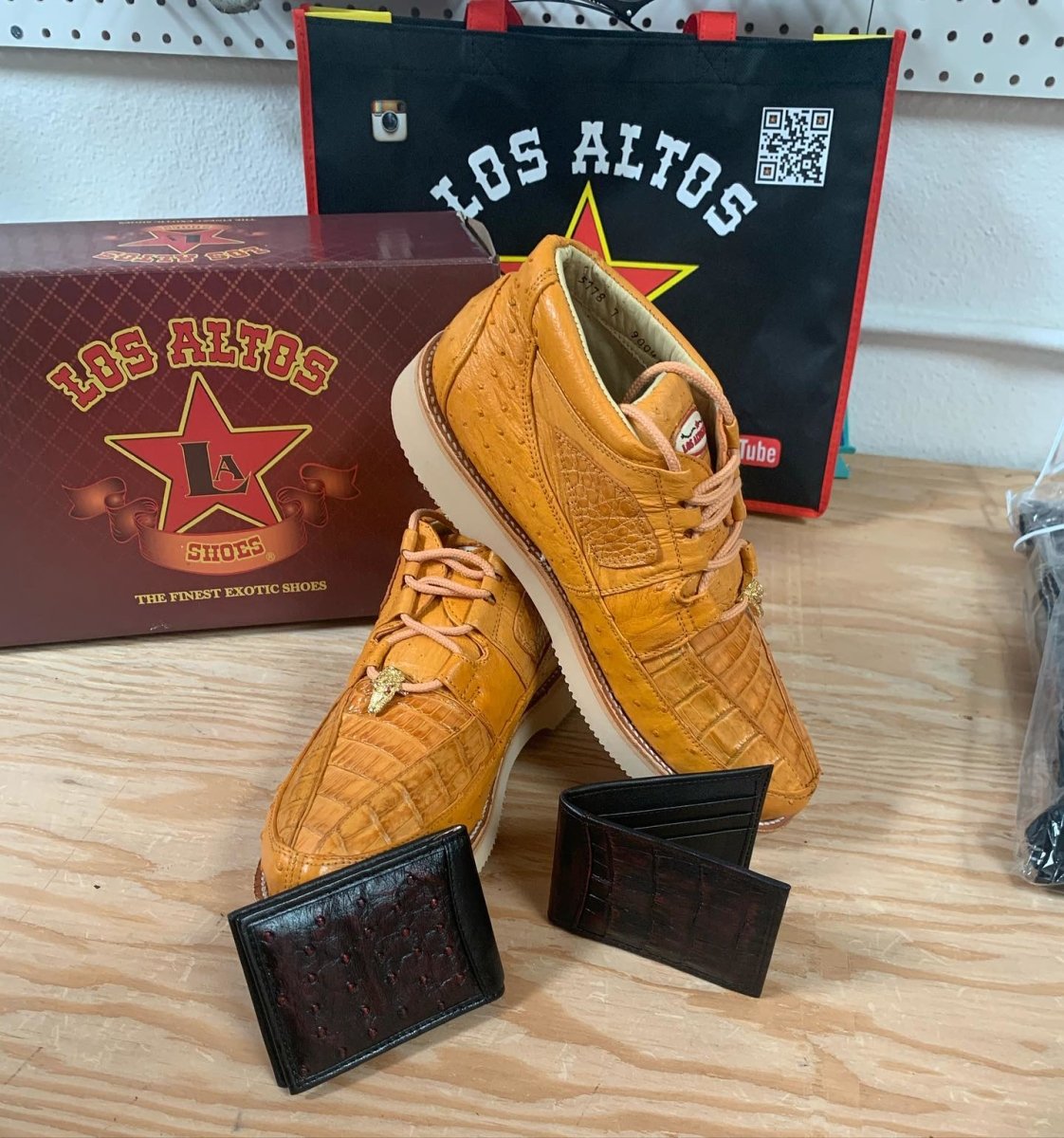 Genuine Caiman Crocodile & Ostrich Casual Shoes Buttercup Color – Los Altos Boots – Pair View
