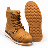 Bota de trabajo para hombre punta redonda de piel crazy color miel con suela de hule Hooch Boots H50151 vista de la suela