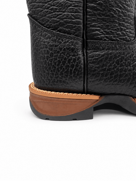 Bota Vaquera para Hombre Punta Cuadrada de Piel Bull Shoulder Color Negro con Suela de Hule – Hooch Boots H52W0583 - Hooch Boots