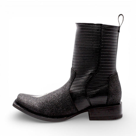 Bota Vaquera para Hombre Punta Dubai de Piel Grabado Mantarraya con Perla Sencilla y Cierre Lateral – Hooch Boots H580594 - Hooch