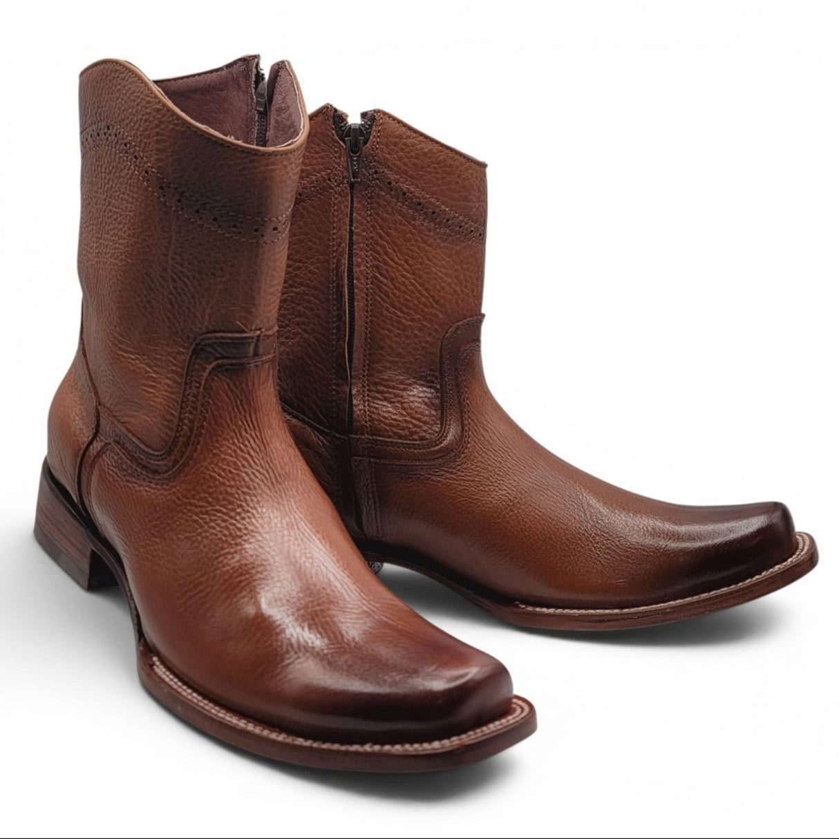 Bota Vaquera para Hombre Punta Dubai de Piel Privo Color Miel – Hooch Boots H52PD5195 - Hooch