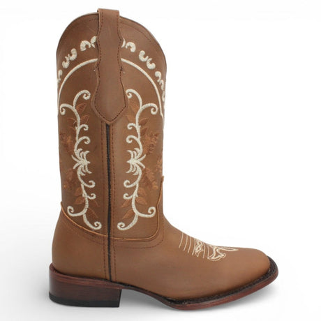 Bota Vaquera para Mujer de Piel con Tubo Bordado y Punta Cuadrada Color Tan – Hooch Boots H222631 - Hooch Boots