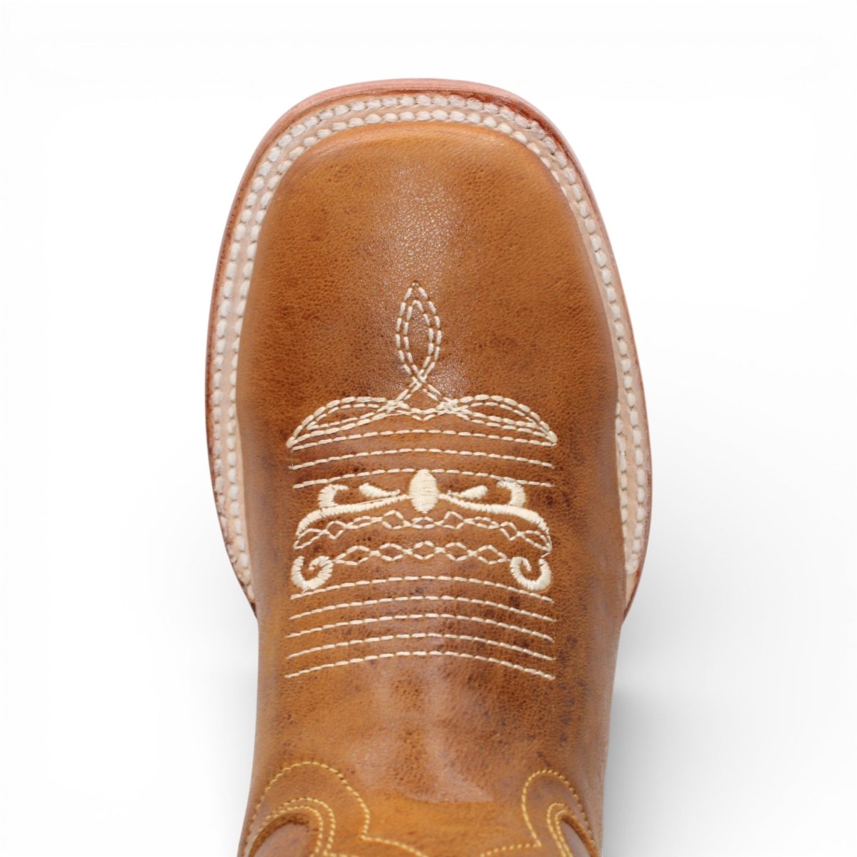 Bota Vaquera para Mujer de Piel Crazy Color Honey con Bordado de Flores Blancas y Punta Cuadrada – Hooch Boots H227251 - Hooch