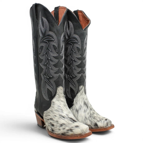 Botas Altas de Piel con Pelo de Vaca y Diseño Triad Punta Recortada Para Dama Color Blanco y Negro - Tanner Mark Boots - Tanner Mark Boots