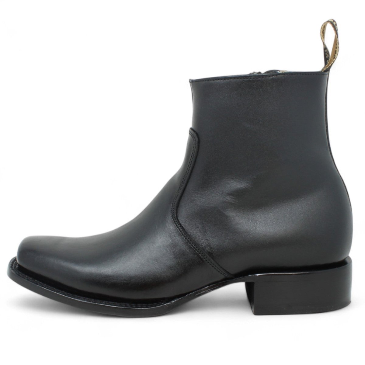 Botin de Piel Punta Dubai Cuadrada Para Hombre Color Negro - LC266 - La Carreta