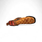 Botin Vaquero para Hombre de Piel Grabado Tipo Pirarucu Color Honey con Punta Cuadrada Ancha – Hooch Boots H42RM7251 - Hooch Boots