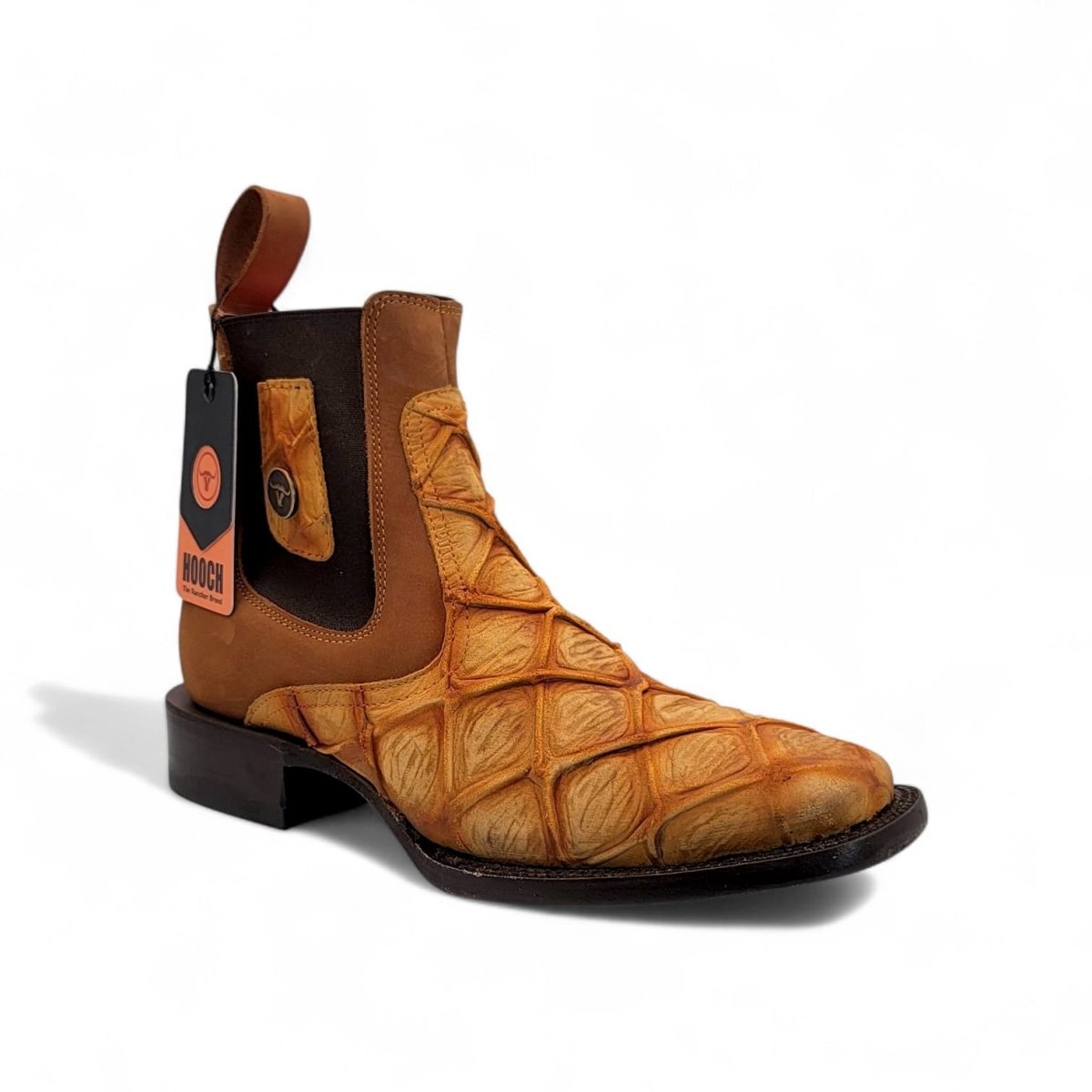 Botin Vaquero para Hombre de Piel Grabado Tipo Pirarucu Color Honey con Punta Cuadrada Ancha – Hooch Boots H42RM7251 - Hooch Boots