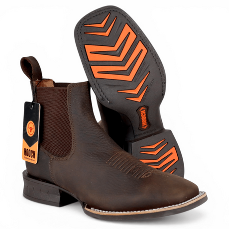 Botines de Piel Original Punta Amplia Cuadrada Color Chocolate – Hooch Boots - Side/Sole View