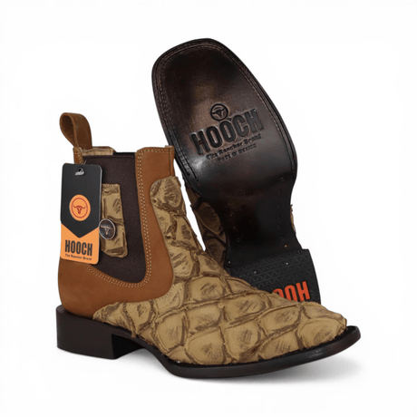 Botin Vaquero para Hombre Punta Cuadrada Grabado Tipo Pirarucu Color Orix de Piel Genuina – Hooch Boots H42RM7215 - Hooch