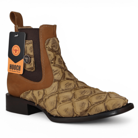 Botin Vaquero para Hombre Punta Cuadrada Grabado Tipo Pirarucu Color Orix de Piel Genuina – Hooch Boots H42RM7215 - Hooch