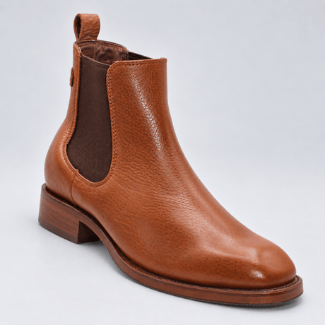 Botin Vaquero para Hombre Punta Francesa de Piel Privo Color Miel Estilo Chelsea con Elasticos Laterales – Hooch Boots H42F5195 - Hooch Boots