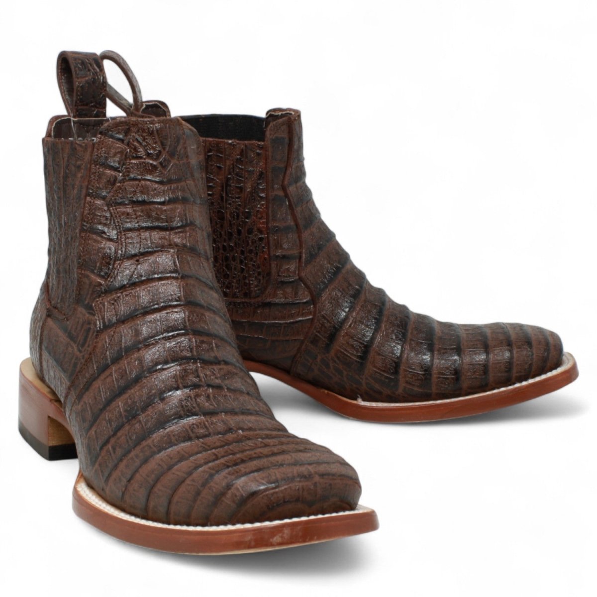 Botines Hombre de Cuero Grabado Caiman Panza Punta Cuadrada Color Brown - Tanner Mark Boots - Tanner Mark Boots