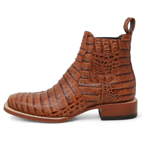 Botines Hombre de Cuero Grabado Caiman Panza Punta Cuadrada Color Cognac - Tanner Mark Boots - Tanner Mark Boots