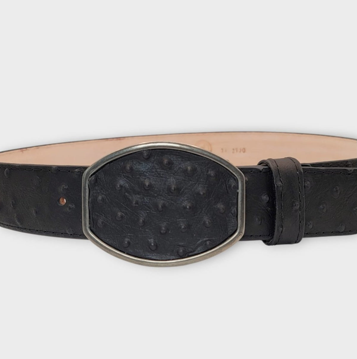 Cinto Vaquero para Hombre de Piel Grabado Tipo Avestruz 2 Pulgadas Color Negro – Hooch Boots HC - 126 - Hooch Boots