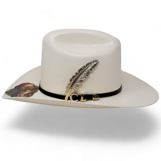 Texana Carin Leon Oficial Color Sahara con Pluma Color Oro