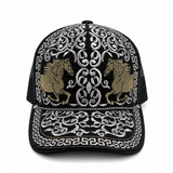 Gorra vaquera bordada negra tipo trucker diseno Caballos Gemelos Hooch Boots
