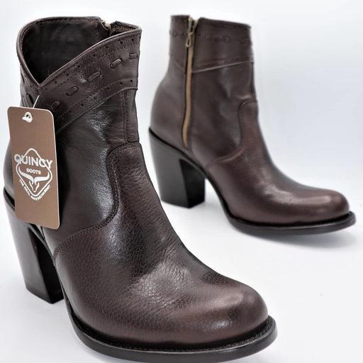 Botas Cortas de Piel de Borrego para Mujer en Horma Oval Color Cafe Q39B1607 - Quincy Boots
