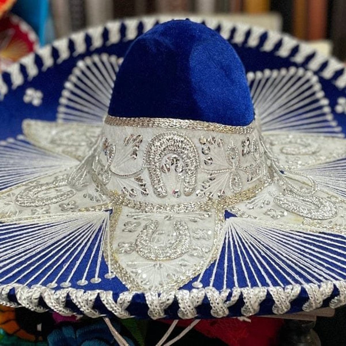 Sombrero de Charro de Gala Bordado Fino Hilo Metálico para Hombre Color Azul - Impormexico
