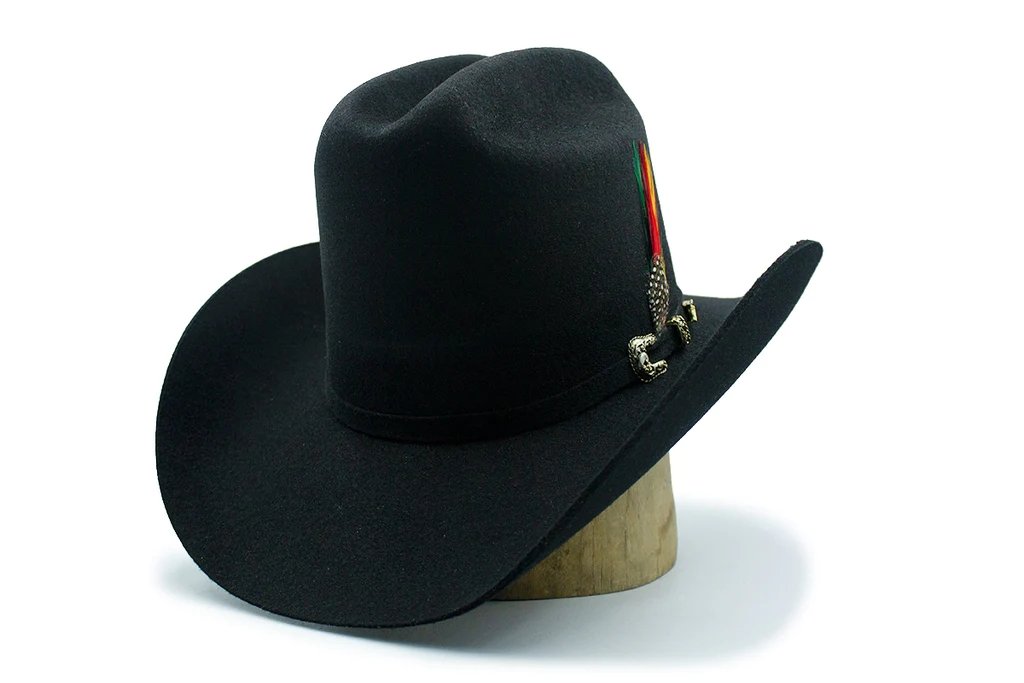 Texana Los Dos Carnales 100X Copa Alta con Plumas Color Negro - Chaparral Boots